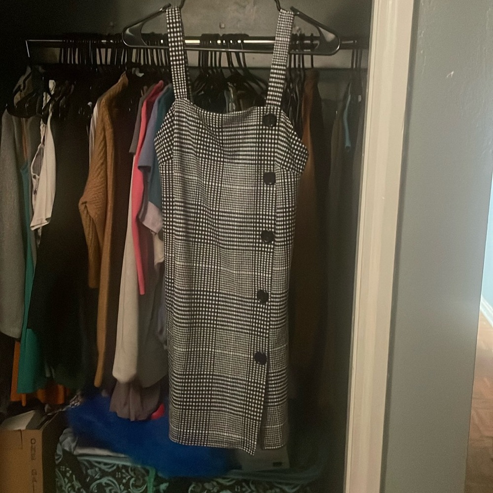 Black and white dress